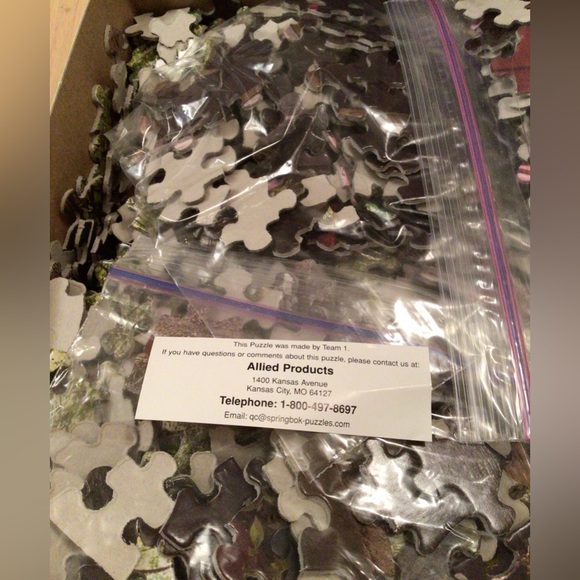 🛍3 for$30🛍NWOT 1000 piece puzzle - Picture 3 of 4